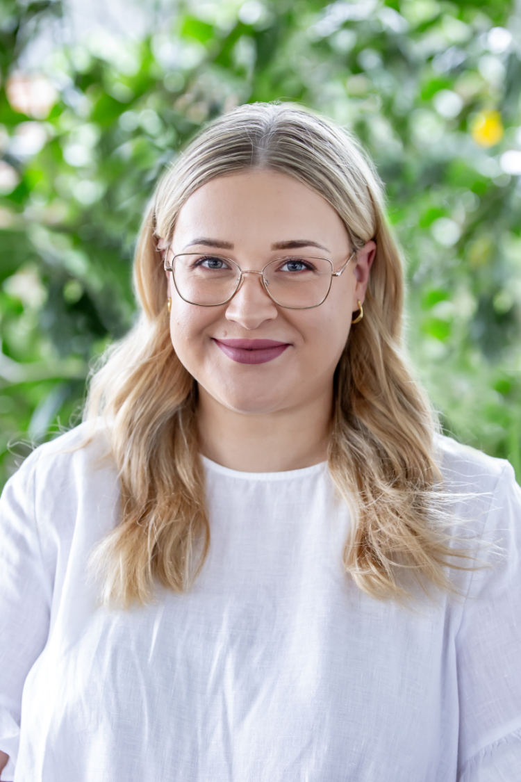 Hayley Stingl WEB